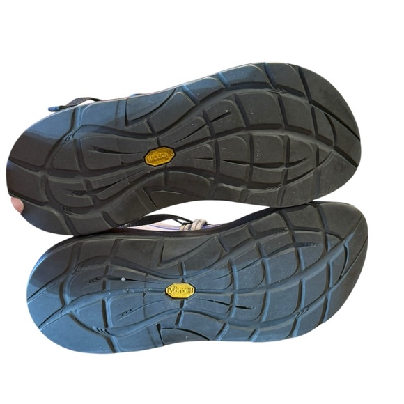 Chaco Women’s Size 9 Gray & White Strappy Sandals with Adjustable Buckle - Picture 5 of 8